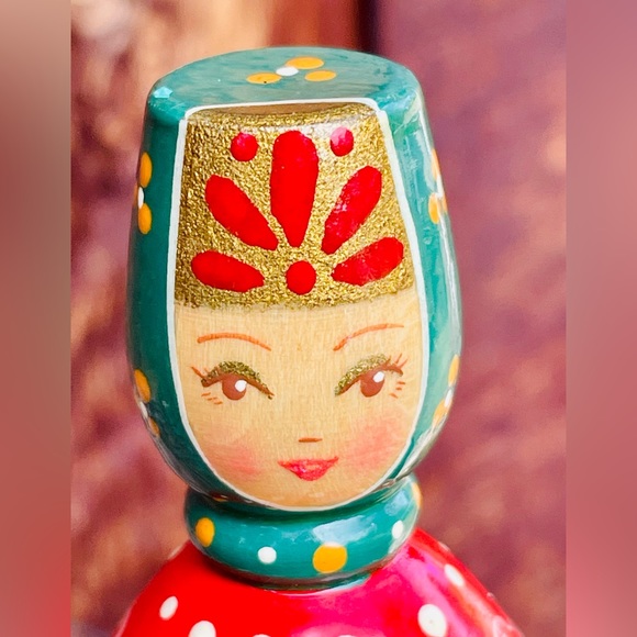 Handcrafted Artisan Peg Wood Doll - Picture 3 of 9